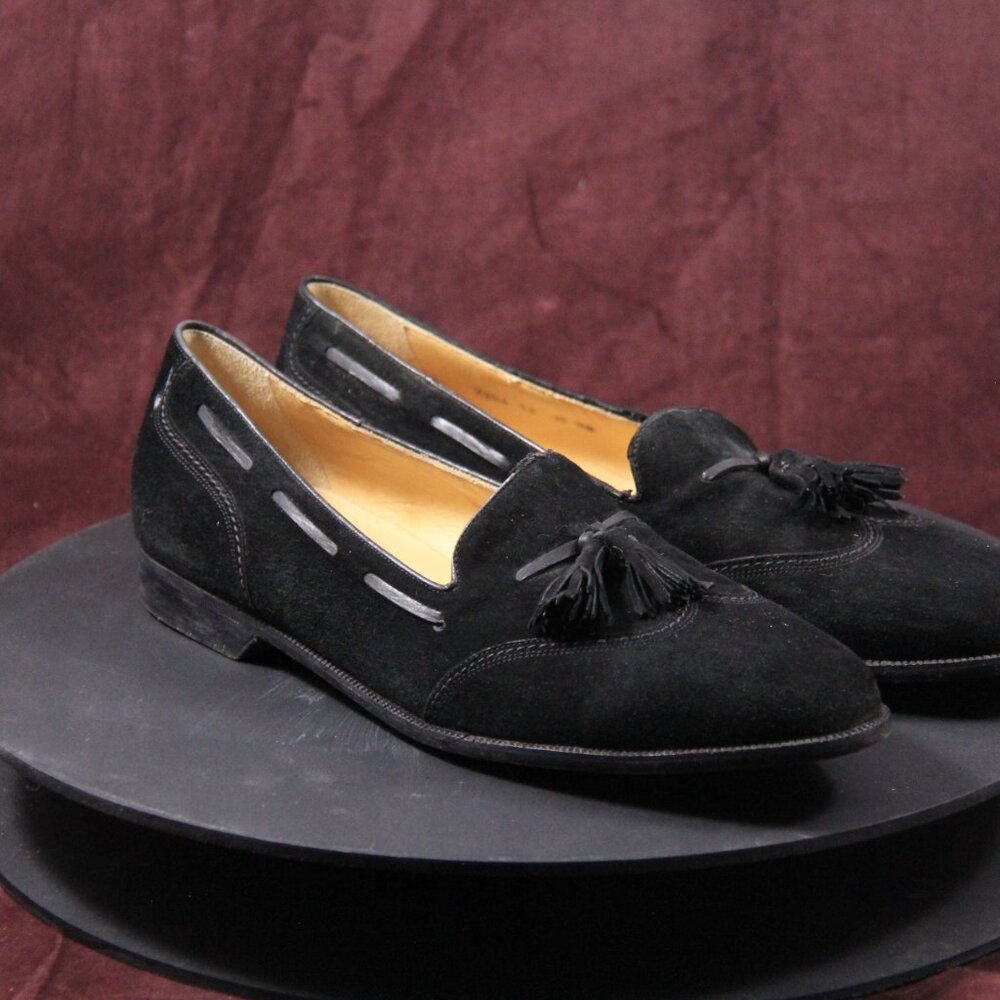 Cole Hahn Italian Suede Loafer/Pumps.